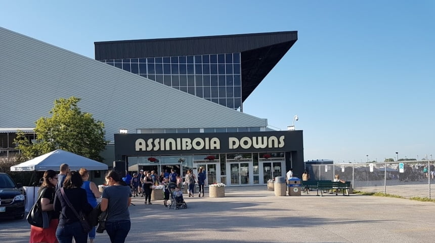 Assiniboia Downs Slot Hall