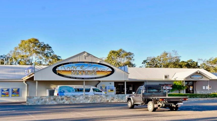 Moore Park Beach Tavern