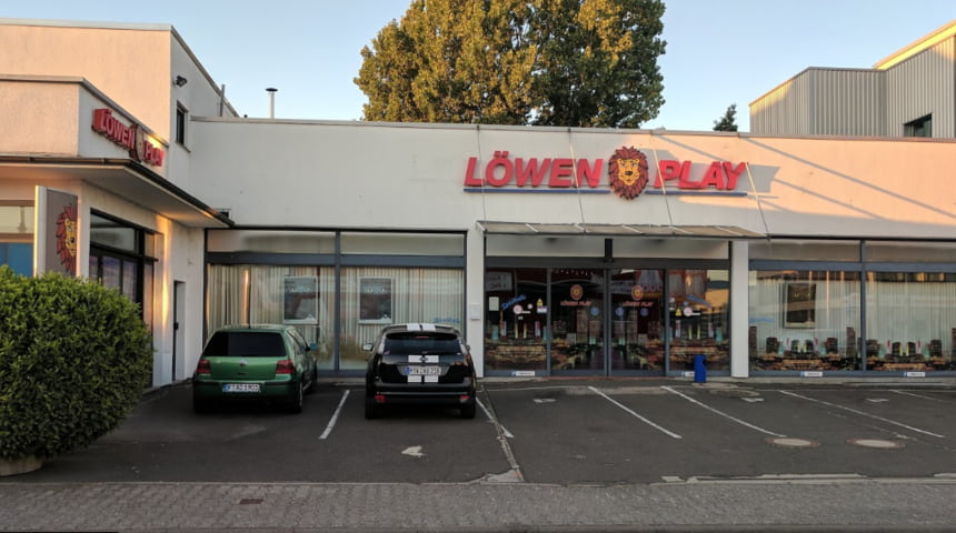 Lowen Play Casino Beyerbachstrasse 3