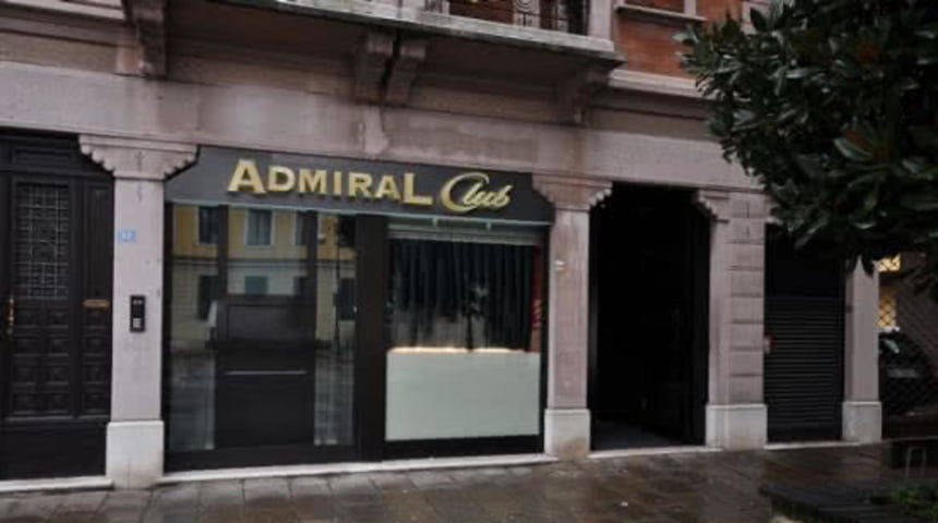 Admiral Club Schio piazza della Statuto