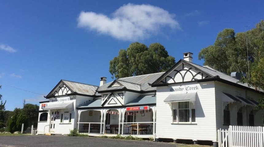 Darling Downs Hotel